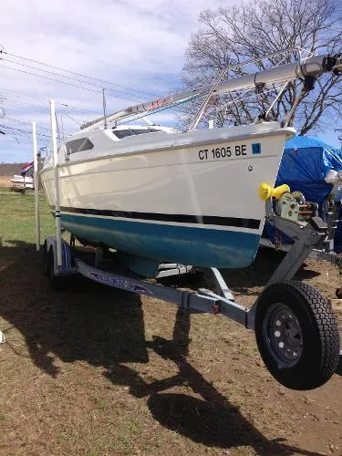 Slide: The Image of Hunter 25 2005 - 1