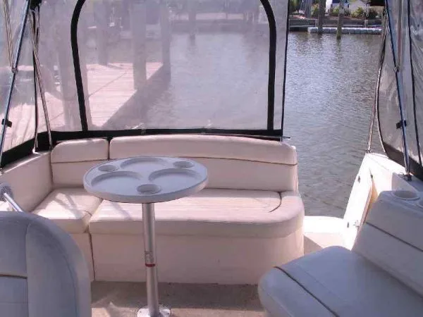 Slide: The Image of Rinker 250 Fiesta Vee 2003 - 11