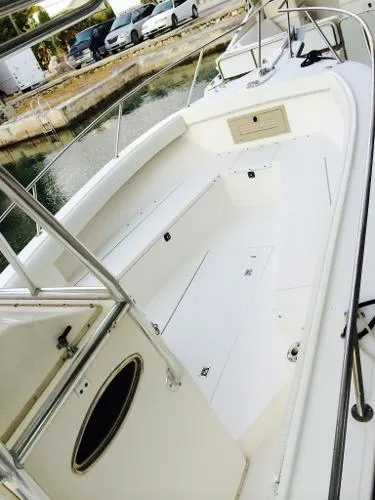 Slide: The Image of Albemarle CENTER CONSOLE 2000 - 4