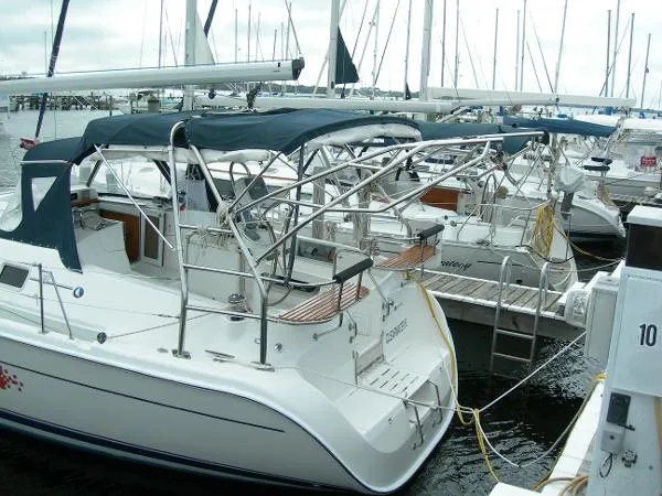 Slide: The Image of Hunter 41AC 2007 - 3