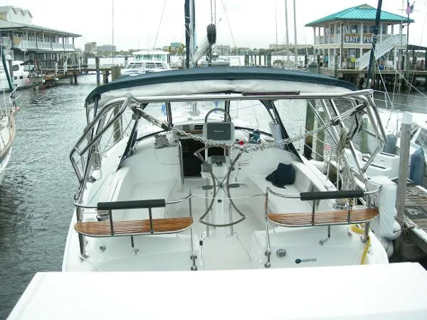 Slide: The Image of Hunter 41AC 2007 - 8