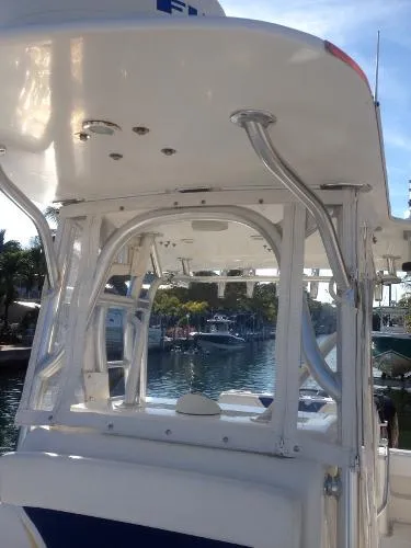 Slide: The Image of SeaVee Center Console 2006 - 9