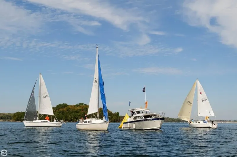 Slide: The Image of Catalina 22 Sport 2008 - 10