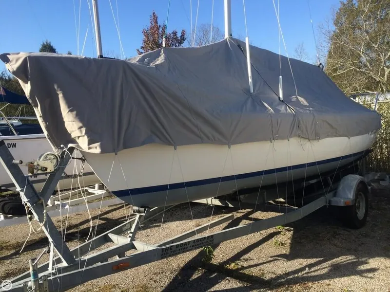 Slide: The Image of Catalina 22 Sport 2008 - 7