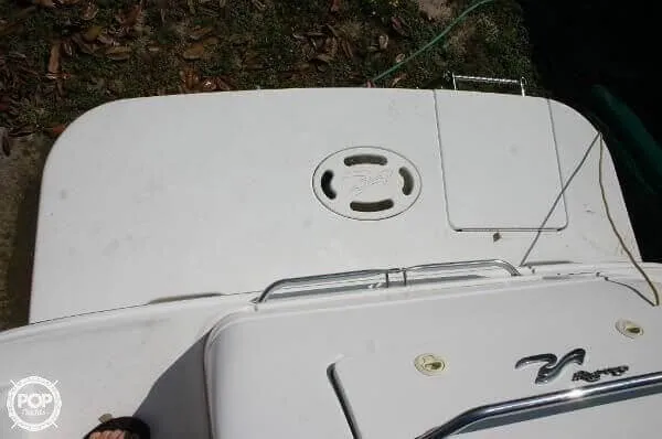Slide: The Image of Sea Ray 260 Sundancer 2000 - 7