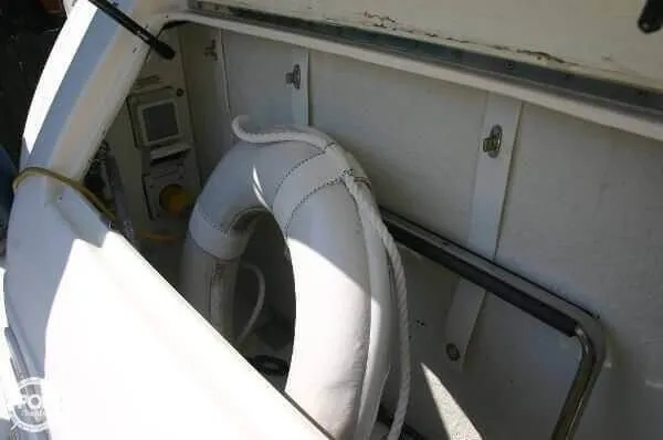 Slide: The Image of Sea Ray 260 Sundancer 2000 - 9
