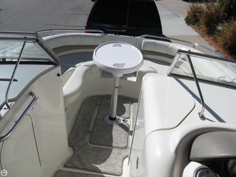 Slide: The Image of Seaswirl 217 Deck Boat 2005 - 10