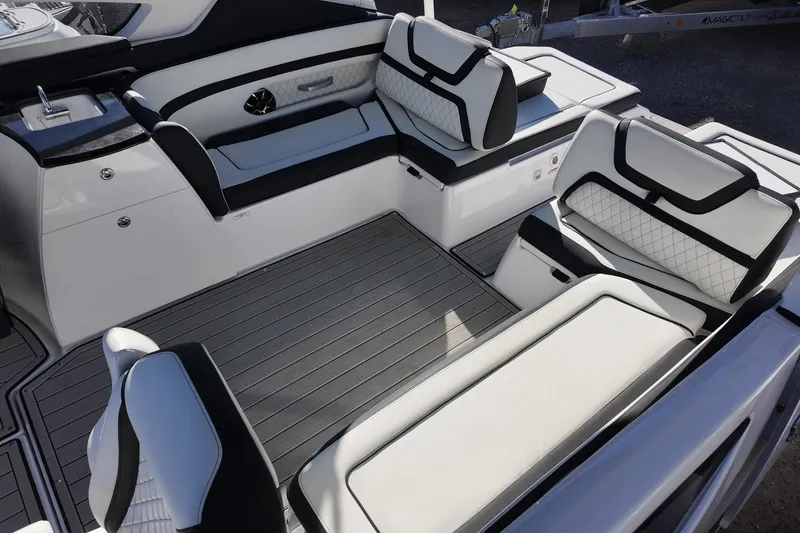 Slide: The Image of 2024 Yamaha Boats 275SE interior with sleek seating and modern design. - 15