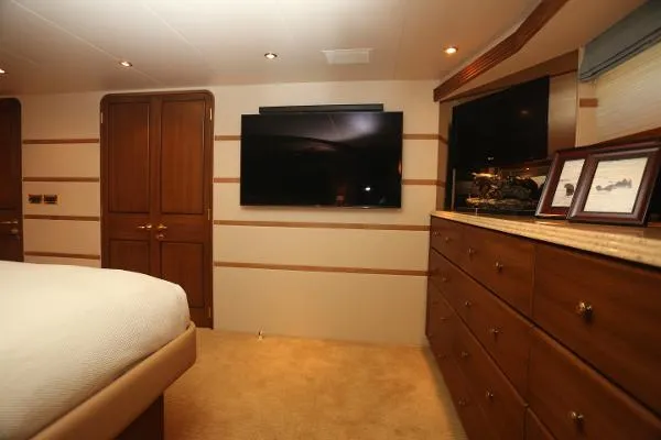 Slide: The Image of Westport 112 Motor Yacht 1999 - 10