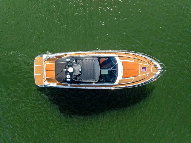 Slide: The Image of Azimut Atlantis 48 2013 - 36