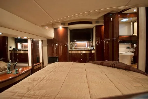 Slide: The Image of Sea Ray 580 Sedan Bridge 2009 - 10