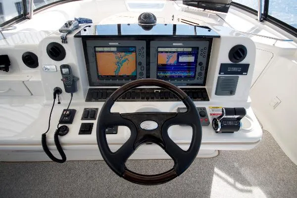 Slide: The Image of Sea Ray 580 Sedan Bridge 2009 - 4
