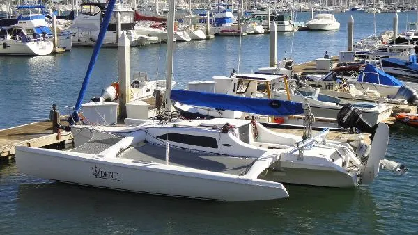 Slide: The Image of Corsair 28 Center Cockpit 2006 - 1