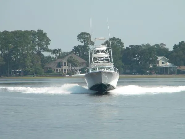 Slide: The Image of CABO YACHTS INC 32 Express 2006 - 3