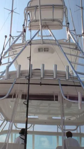 Slide: The Image of CABO YACHTS INC 32 Express 2006 - 9