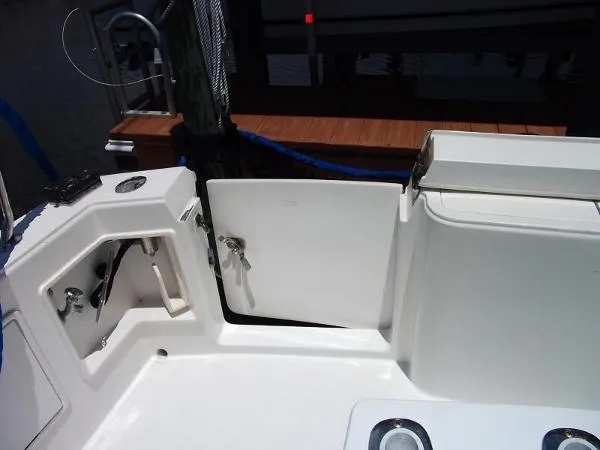 Slide: The Image of Ocean Yachts Open Sport Fish 2000 - 11