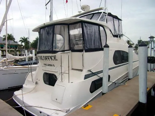 Slide: The Image of Silverton 392 Motor Yacht 2003 - 0