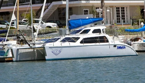 Slide: The Image of TomCat Boats 9.7 2009 - 1