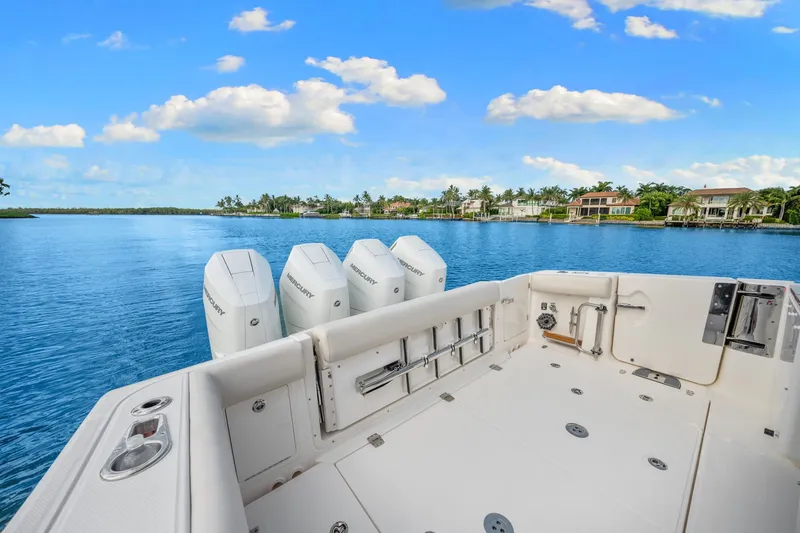 Slide: The Image of Boston Whaler 380 Realm 2026 - 50