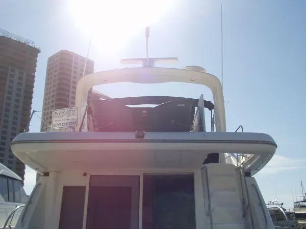 Slide: The Image of Bayliner 5788 Pilot House Motoryacht 2000 - 3