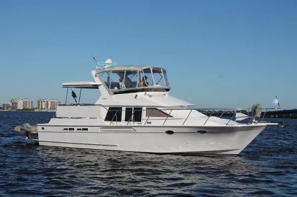 Slide: The Image of Ocean Alexander 44 Sundeck Cockpit Motor Yacht 1998 - 0