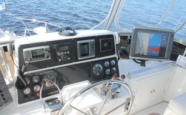 Slide: The Image of Ocean Alexander 44 Sundeck Cockpit Motor Yacht 1998 - 4