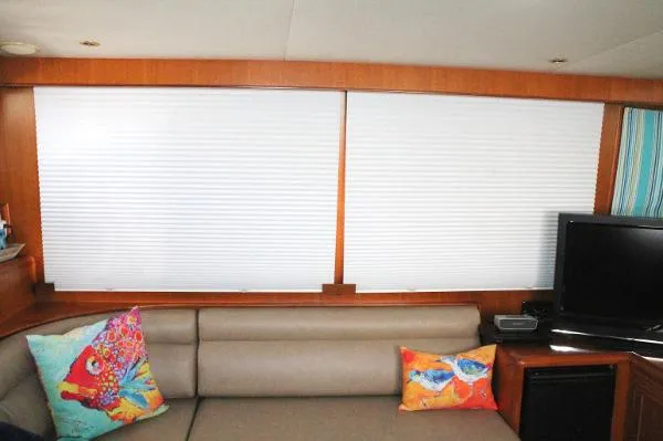 Slide: The Image of Ocean Alexander 44 Sundeck Cockpit Motor Yacht 1998 - 8