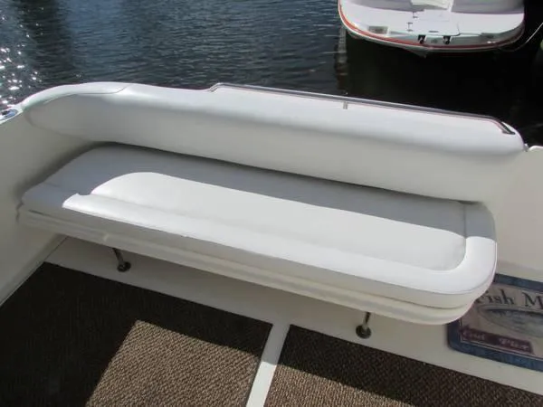 Slide: The Image of Sea Ray 330 Sundancer 1997 - 5