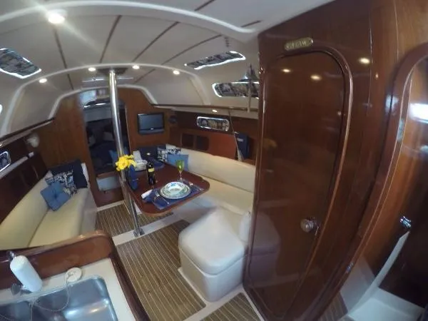 Slide: The Image of Beneteau Oceanis 321 1995 - 10