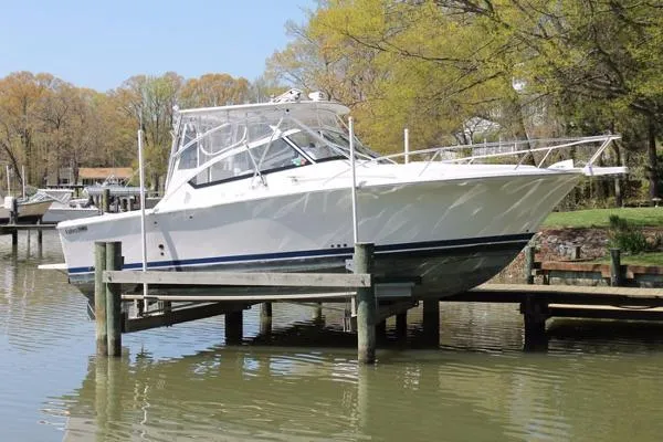 Slide: The Image of Luhrs 28 Open 2006 - 0