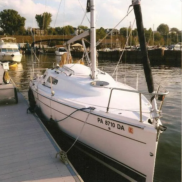 Slide: The Image of Hunter 27 2008 - 0