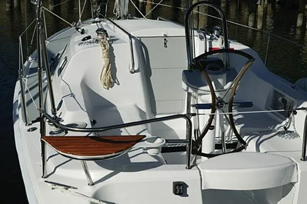 Slide: The Image of Hunter 27 2008 - 9