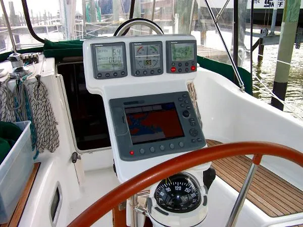 Slide: The Image of Beneteau 343 Sloop 2007 - 10