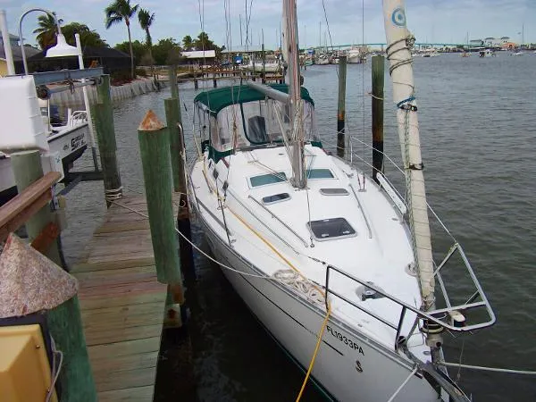 Slide: The Image of Beneteau 343 Sloop 2007 - 3