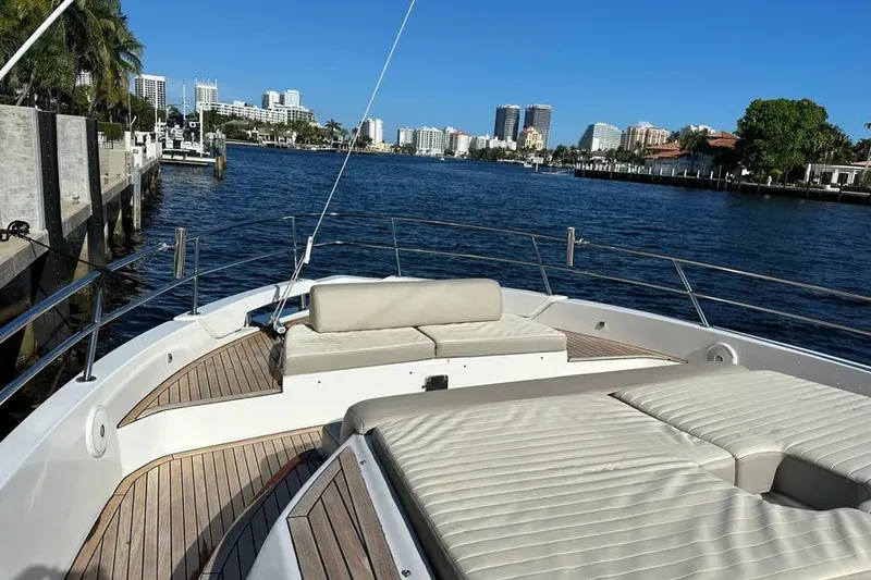 Slide: The Image of 2018 AZIMUT 40 VERVE - Image 16 - 16