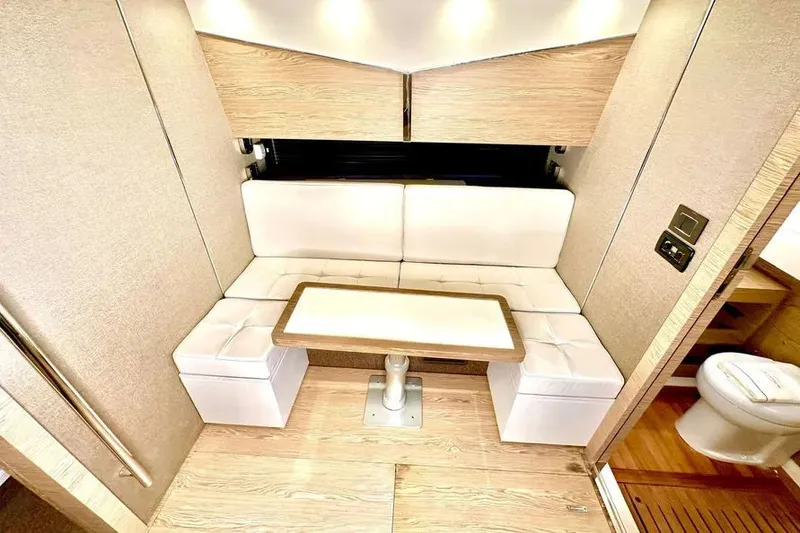 Slide: The Image of 2018 AZIMUT 40 VERVE - Image 20 - 20