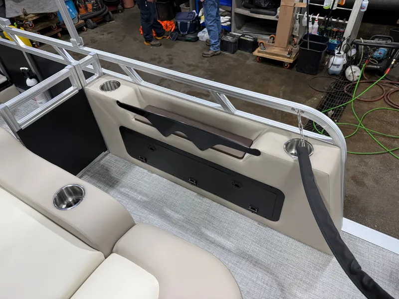 Slide: The Image of Tahoe Sport 2180 Swingback (VRB) & Honda 4-Stroke EFI 2026 - 22