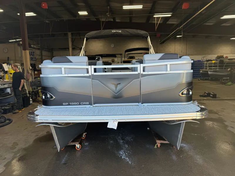 Slide: The Image of Tahoe Sport 1980 Cruise Rear Bench (CRB) & Honda 4-Stroke EFI 2026 - 33