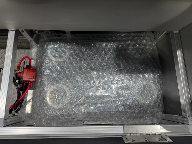 Slide: The Image of Tahoe Sport CRB 1980 Cruise Rear Bench 2026 - 22