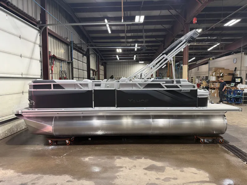 Slide: The Image of Tahoe Sport CRB 1980 Cruise Rear Bench 2026 - 45