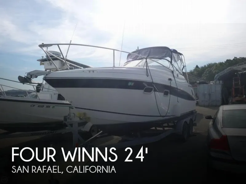 Slide: The Image of Four Winns 248 Vista 2000 - 0