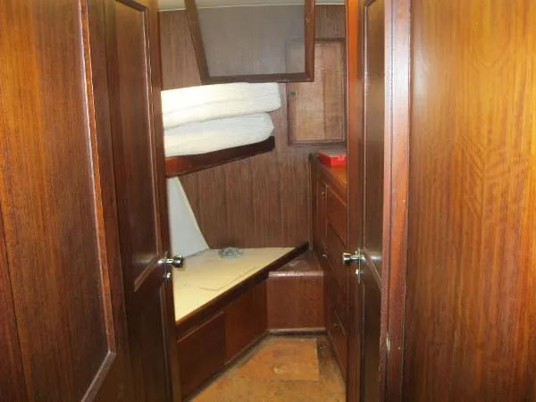 Slide: The Image of Hatteras Sport Fish 1976 - 11