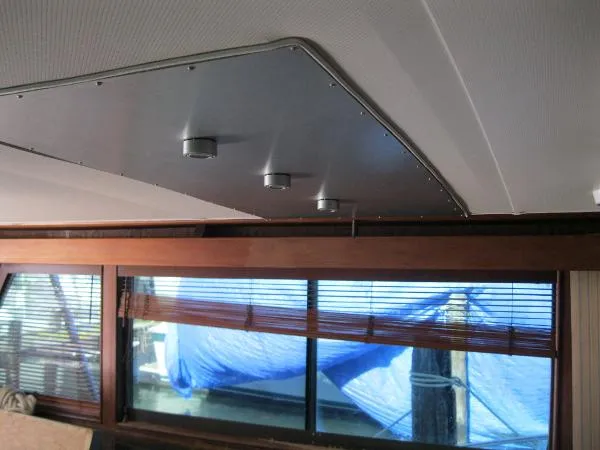 Slide: The Image of Hatteras Sport Fish 1976 - 7