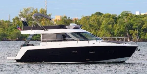 Slide: The Image of Sealine F45 F49 2013 - 0
