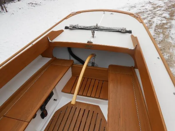 Slide: The Image of Herreshoff Alerion 2002 - 6