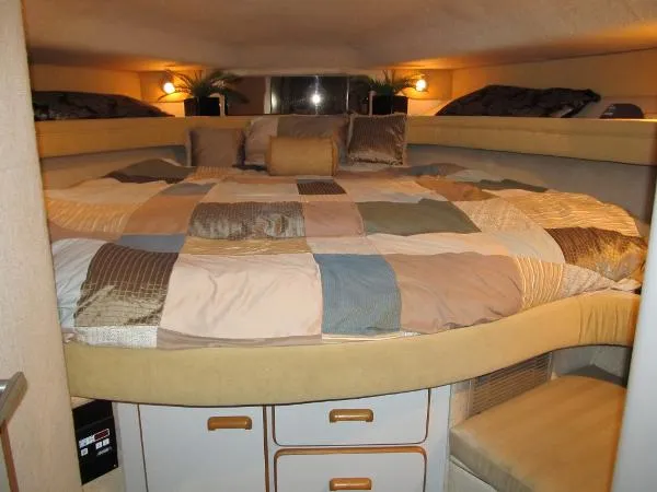 Slide: The Image of Sea Ray 420 LIMITED EDITION Sundancer 1990 - 5