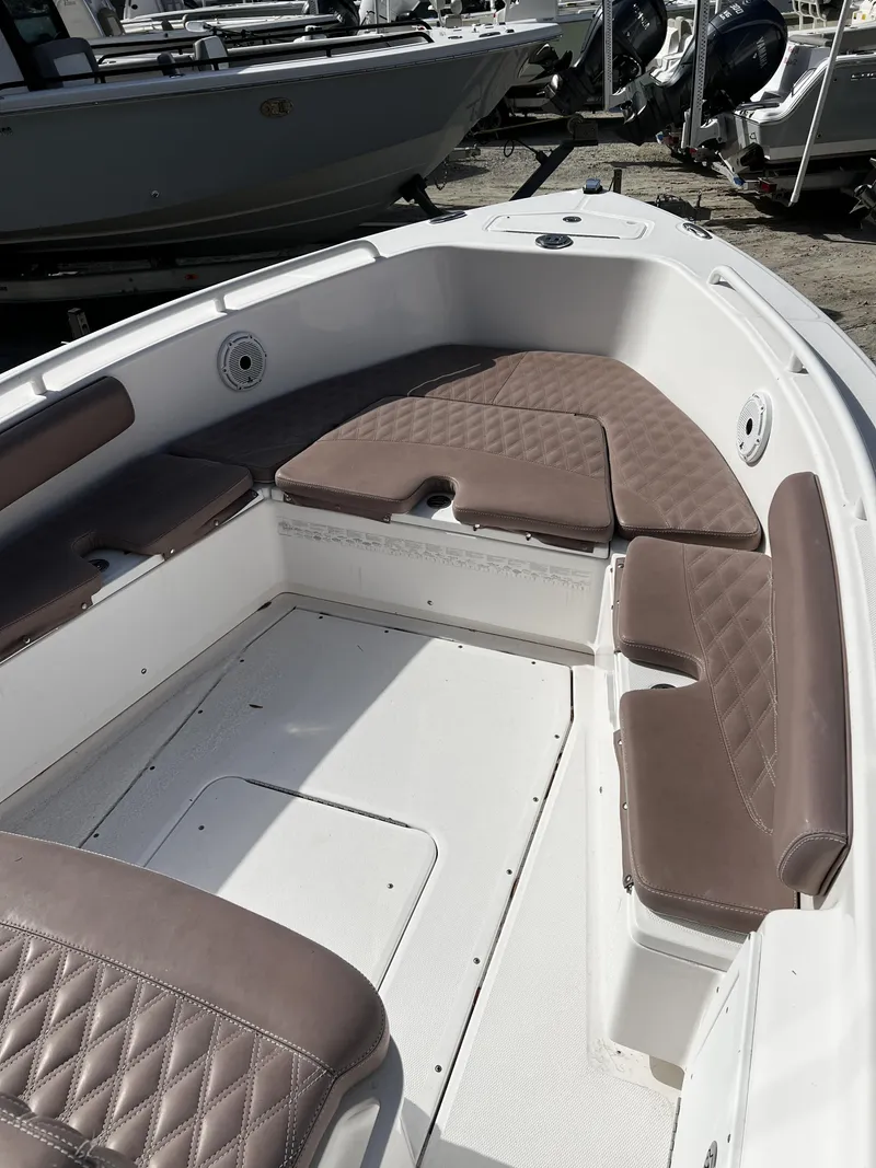 Slide: The Image of Everglades 243 Center Console 2013 - 2