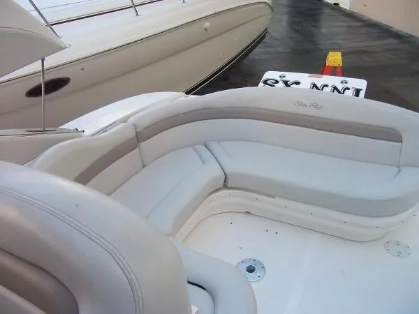 Slide: The Image of Sea Ray "320" Sundancer 2002 - 10