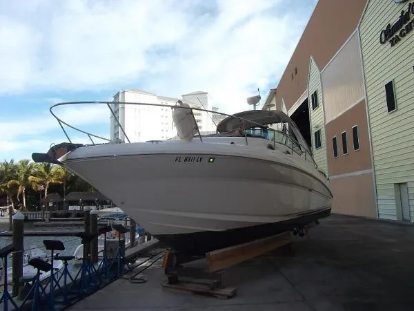 Slide: The Image of Sea Ray "320" Sundancer 2002 - 4