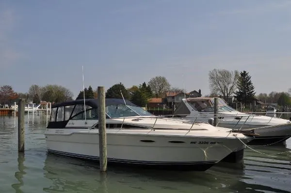 Slide: The Image of Sea Ray 300 Sundancer 1988 - 0